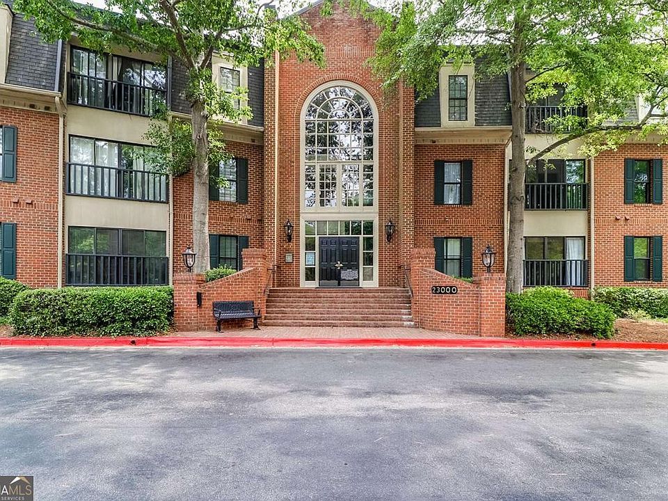1st image of 23105 Plantation Dr NE #105