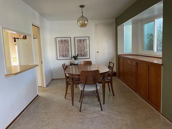 5th image of 542 Linda Ln