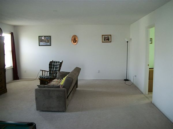 1843%20Salina%20Dr%20035%20bonus%20room