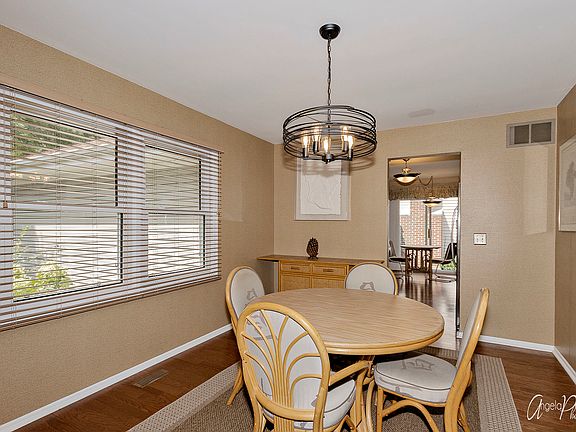 5th image of 1103 Marlowe Pl