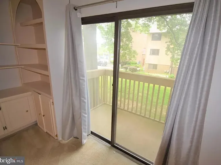 2507 Glengyle Dr #141 — Photo 8
