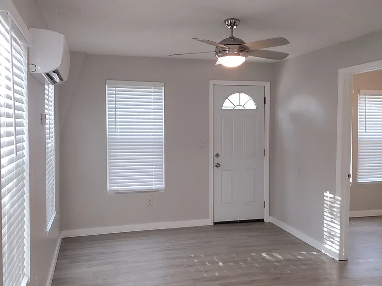 705 E Hanlon St — Photo 7