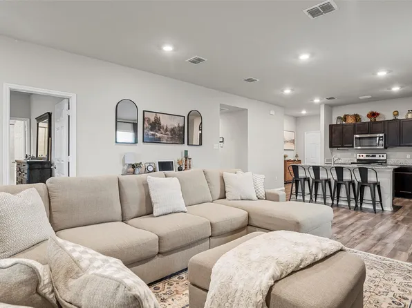 7200 Guadalupe Rd, China Spring, TX 76633