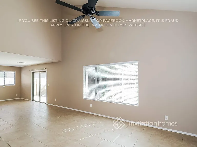 10215 W Veliana Way — Photo 2