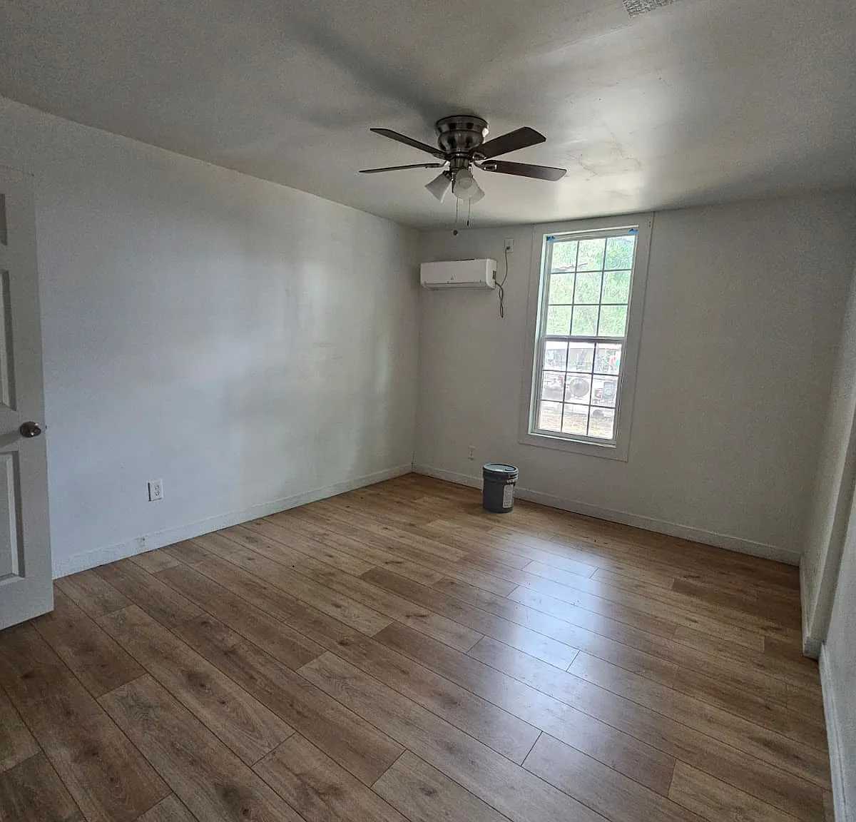 3 bed, 1800 sqft, $1,700 — Photo 3