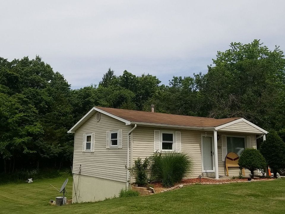 2nd image of 11 Nolan Hill Dr