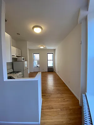 Rented by Corcoran | media 27