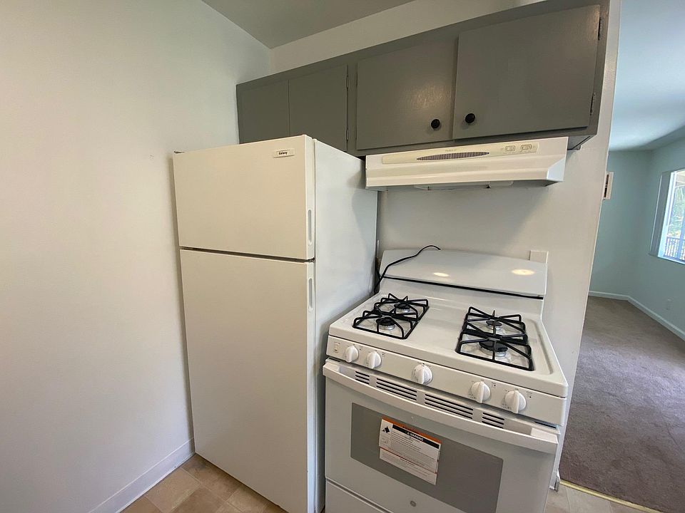 1st image of 5405 Morrow Dr APT C