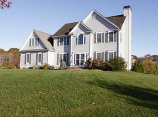 21 Sassafras Rd, Rehoboth, MA 02769
