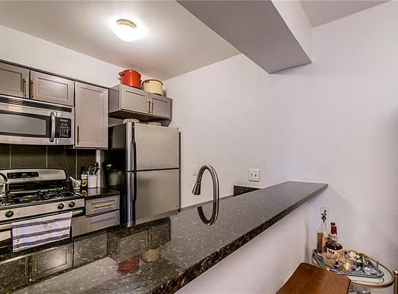 3rd image of 2020 S Congress Ave APT 2215