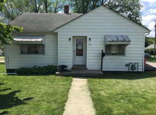 414S S Davis St, Maryville, MO 64468