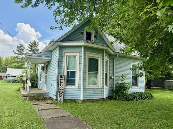 310 S Meridian St, Toledo, IL 62468