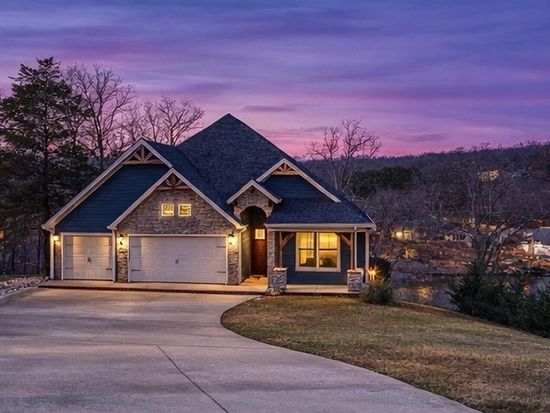4 Partney Cir, Bella Vista, AR 72715