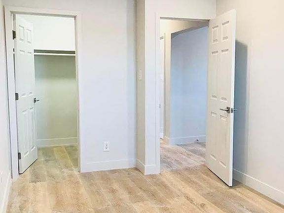 4th image of 3842 W 28th St