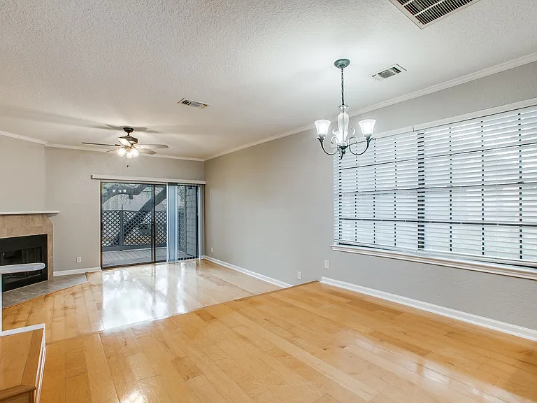 11815 Vance Jackson Rd #606 — Photo 2