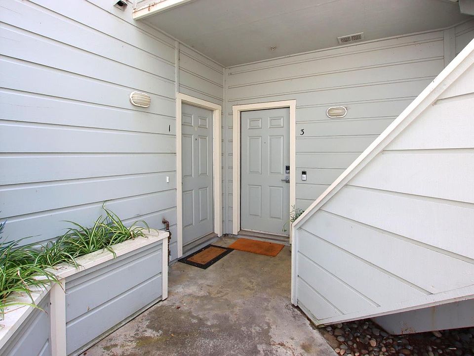 1st image of 2601 Willowbrook Ln Unit 1