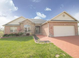 3606 Longfords Mill Dr, Columbia, MO 65203