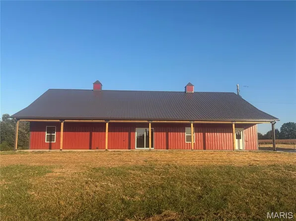11404 Highway 24, Madison, MO 65263