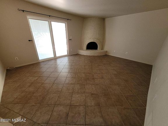 4th image of 7052 E Corto Caravaca