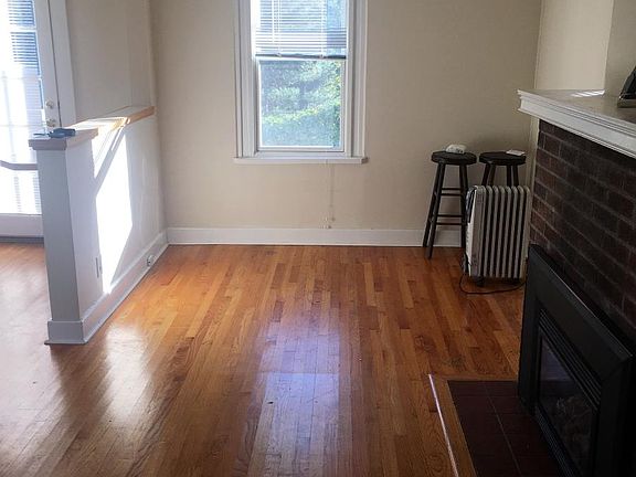 2nd image of 61 Parkview Dr