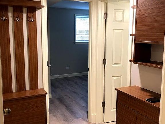 4th image of 8060 N Oriole Ave APT 1