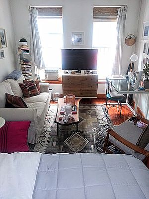 1st image of 421 Lincoln Pl #3