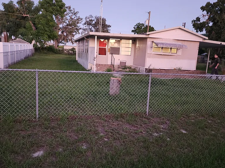 106 Tidewater Dr — Photo 3