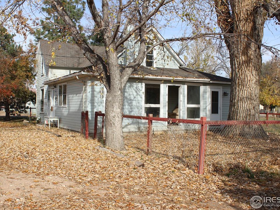 1st image of 2422 W 1st St