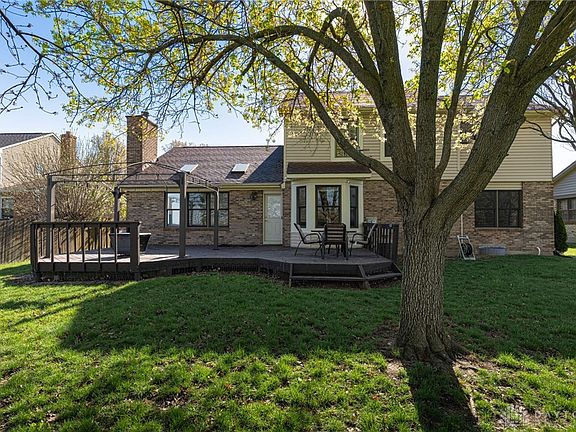 2nd image of 1025 Drake Ct