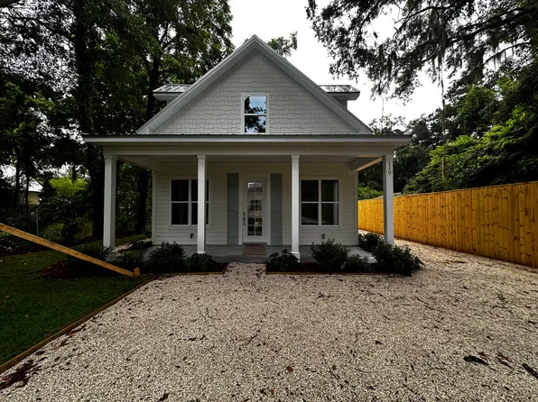 128 Oliver Ln, Saint Simons Island, GA 31522