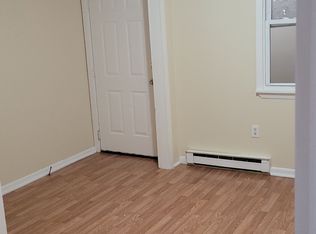 28 Pleasant St #11403441, Southbridge, MA 01550