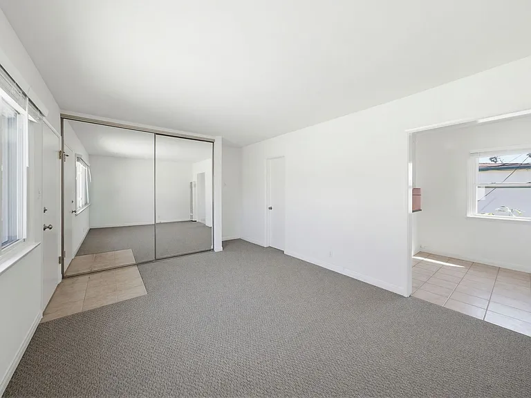 69 Glendora Ave — Photo 3