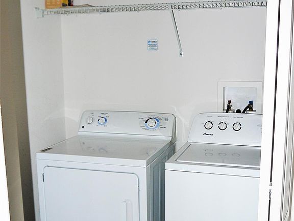 2nd image of 1104 Sleepy Oak Dr