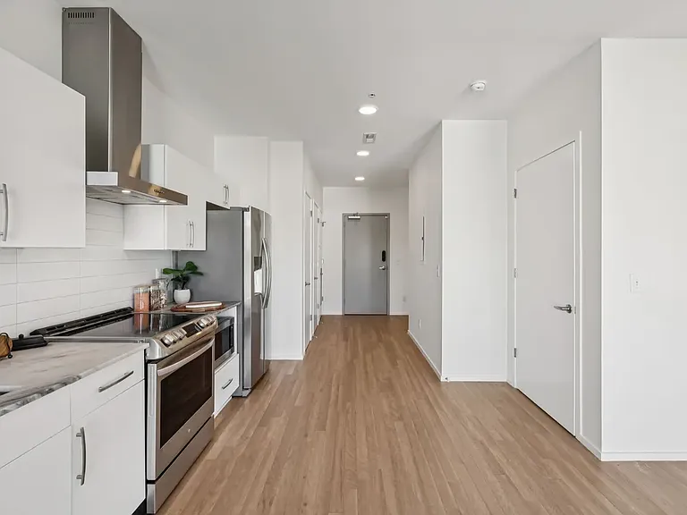 806 Olympic St #407 — Photo 15