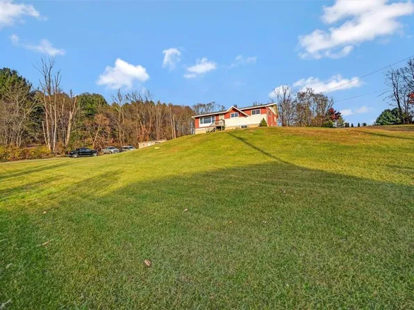 116 Mountain View Dr, Kunkletown, PA 18058