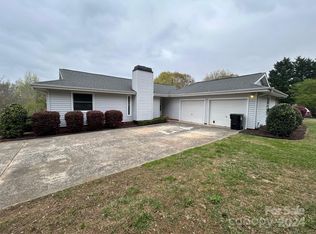 200 King George Ln, Gastonia, NC 28056