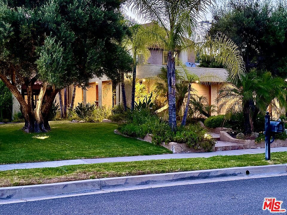 1st image of 22705 Jameson Dr