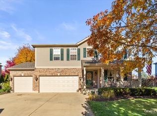 40W134 James Michener Dr, St Charles, IL 60175