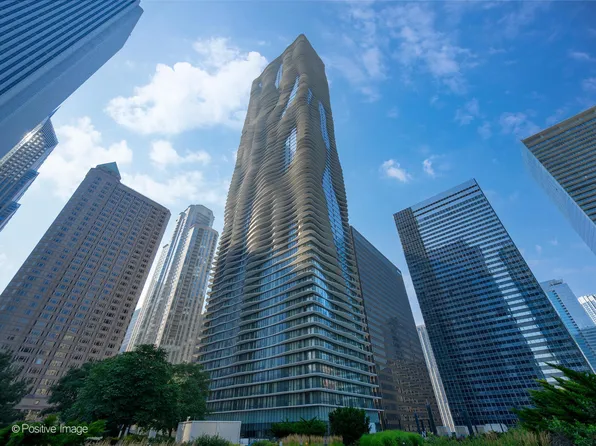 225 N Columbus Dr Unit 6301, Chicago, IL 60601