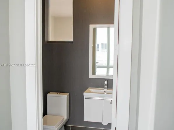 6436 NW 104th Ct, Doral, FL 33178