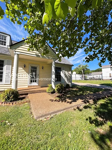 1203 Countryside Rd Photo 1