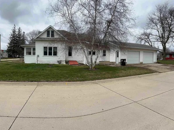 125 E Burger St, Hawkeye, IA 52147