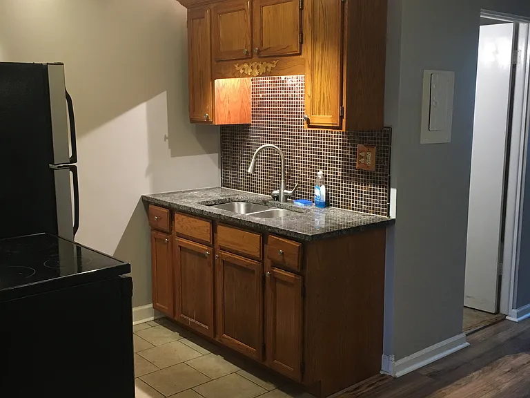 8841 Schneider Ave — Photo 3