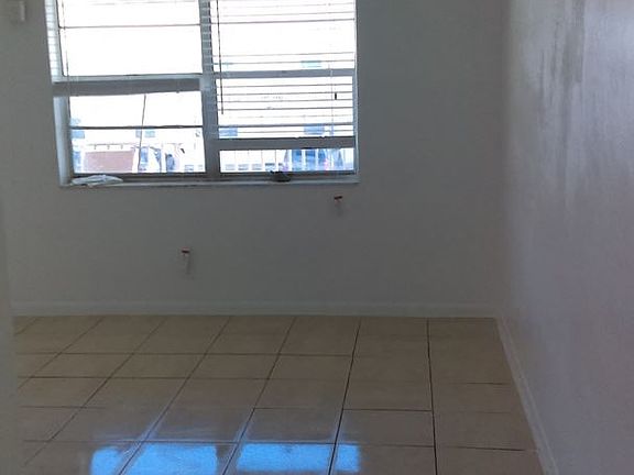 4th image of 6050 NW 8th St APT 11