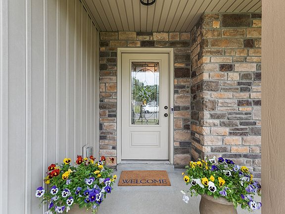 3rd image of 129 Sycamore Hill Dr