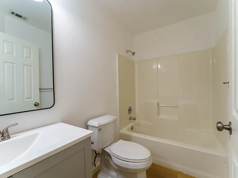 1109 Hilltop Dr — Photo 11