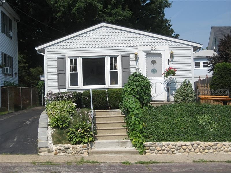 The Definition of Curb Appeal!