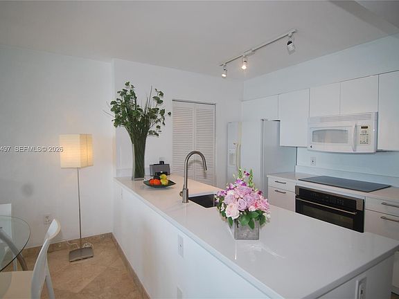 3rd image of 90 Alton Rd APT 2708