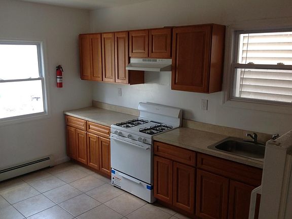 3rd image of 152 Shepard Ave #1