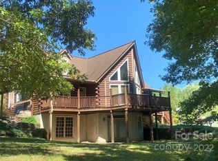 1199 Bradley Rd, Fuquay Varina, NC 27526